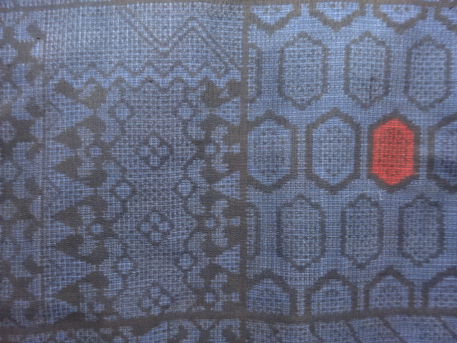 JAPANESE KIMONO / ANTIQUE KIMONO / SILK / DORO OSHIMA TSUMUGI / WOVEN GEOMETRIC